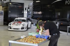 Atelier de 650m² Porsche Lorient Racing